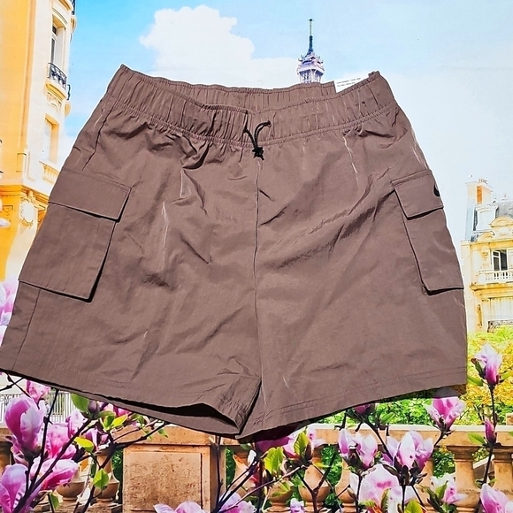 Nike Purple High‎ Waist Shorts Size XS NWT - Picture 1 of 10